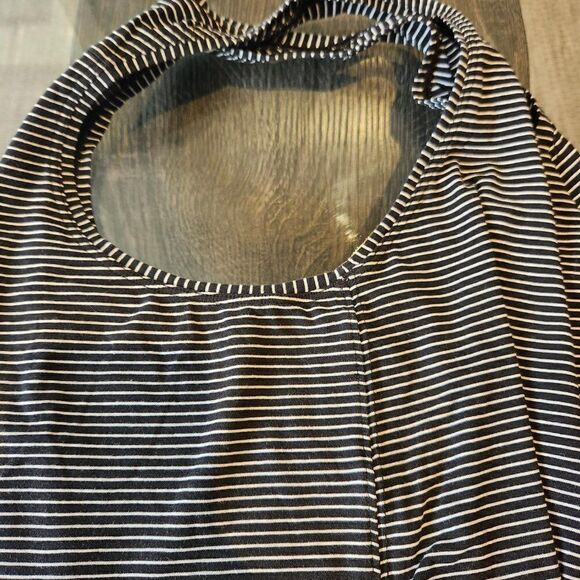 Lululemon Love Tank *Pleated - Picture 6 of 9